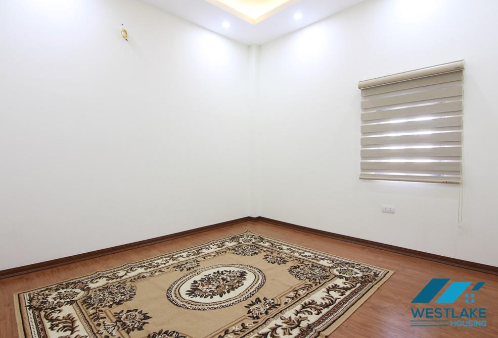 A nice 4 bedroom house for rent in An Duong Vuong, Tay Ho