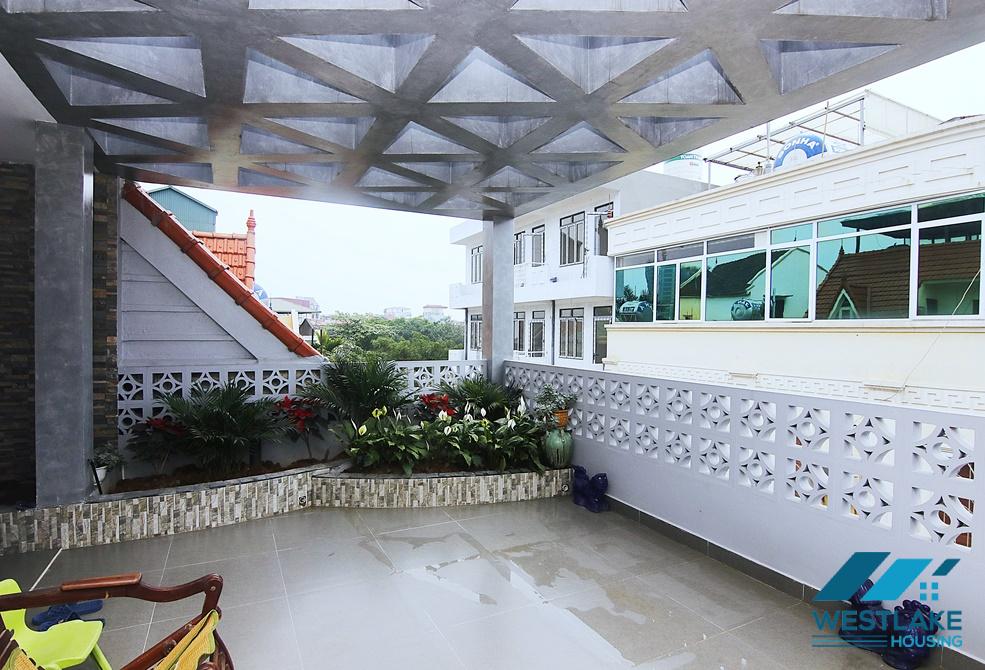 A nice design house for rent near Nhat Tan bridge, Tay Ho, Ha Noi