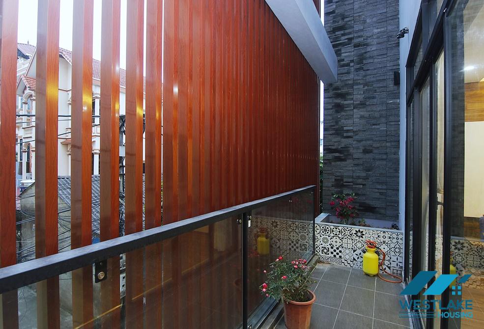A nice design house for rent near Nhat Tan bridge, Tay Ho, Ha Noi