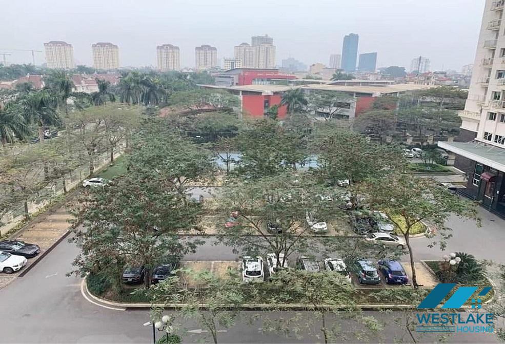 Cho thuê căn hộ 3 phòng ngủ nội thất cơ bản tại Ciputra