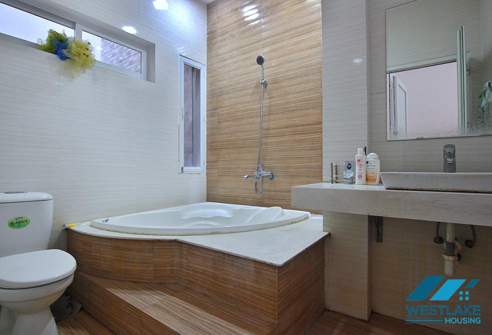 A cheap 3 bedroom house for rent in An Duong Vuong, Tay Ho