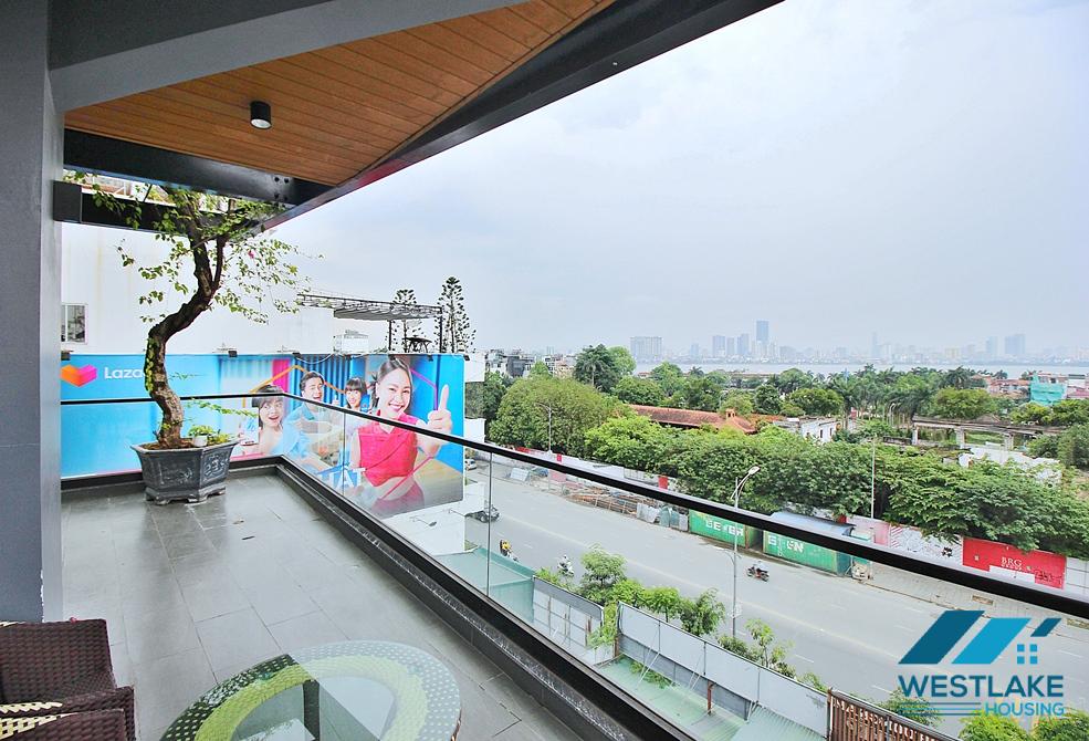 Cho Thuê Căn Hộ 2 Phòng Ngủ Mới Đẹp,Hiện Đại, Ban Công View Hồ Thoáng Mát Tại Đường Nghi Tàm, Tây Hồ, Hà Nội