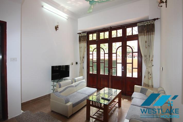 Cho Thuê Nhà 5 Phòng Ngủ Đẹp Có Sân, Ban Công Tại Đường Nghi Tàm Tây Hồ, Hà Nội Cho Thuê Nhà 5 Phòng Ngủ Đẹp Có Sân, Ban Công Tại Đường Nghi Tàm Tây Hồ, Hà Nội