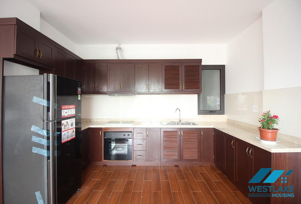 Spacious 03 bedrooms apartment in center of Tay Ho for rent
