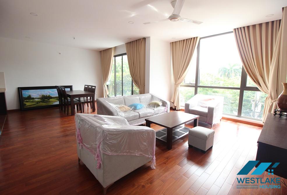 Spacious 03 bedrooms apartment in center of Tay Ho for rent