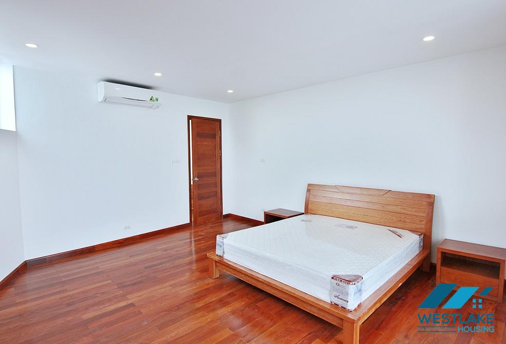 Super bright 03 bedrooms apartment for rent in Tay Ho, Ha Noi