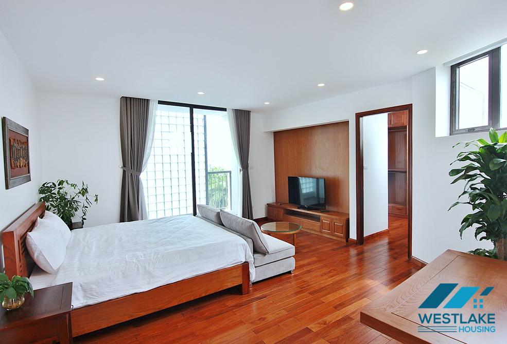 Super bright 03 bedrooms apartment for rent in Tay Ho, Ha Noi