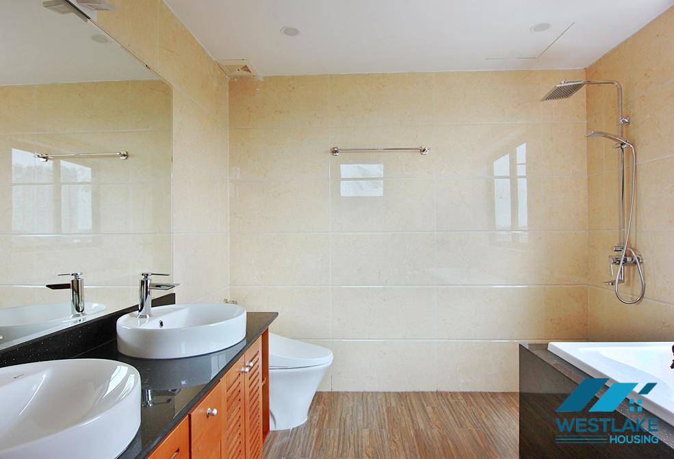 Super bright 03 bedrooms apartment for rent in Tay Ho, Ha Noi