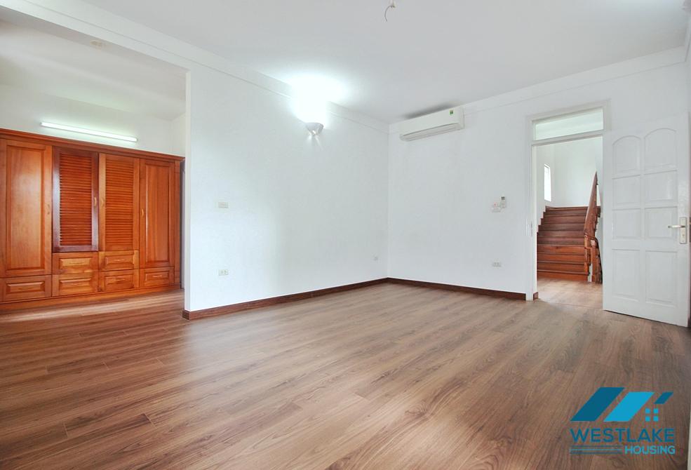 Four bedrooms house with in-door pool for rent in Tay Ho ward, Ha Noi