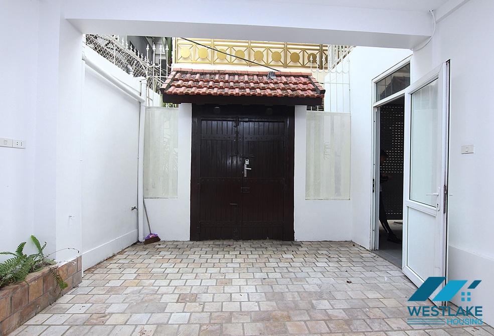 Quiet and nice house with 04 bedrooms for rent in Tay Ho, Ha Noi