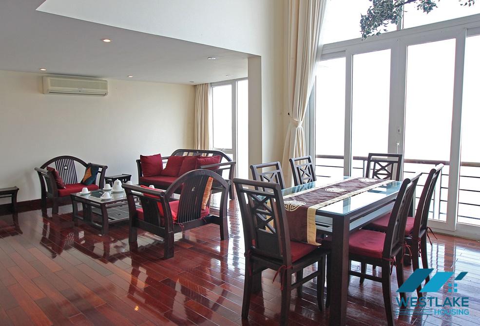 A nice penthouse for lease in Thuy Khue, Tay Ho, Ha Noi