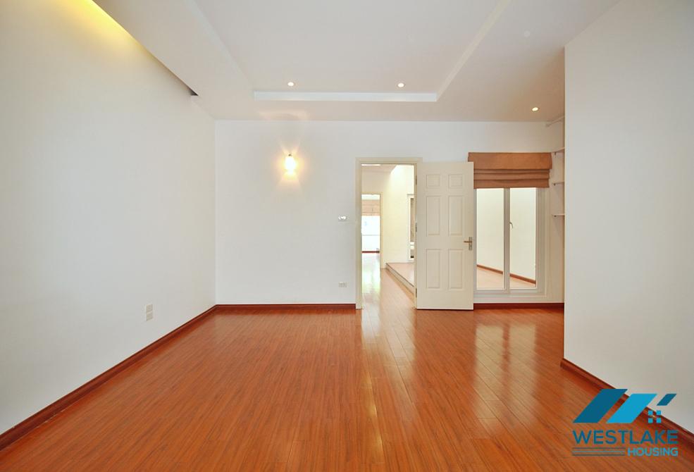 Semi-furnished 4 bedrooms house with big yard for rent in Tay Ho ward, Ha Noi