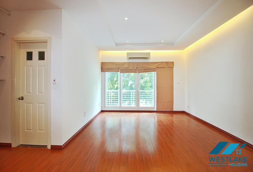 Semi-furnished 4 bedrooms house with big yard for rent in Tay Ho ward, Ha Noi