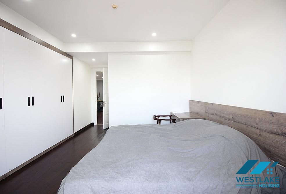 Cho thuê căn hộ 3 phòng ngủ + 1 phòng làm việc tại Ciputra
