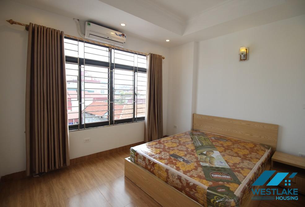 A nice and affordable 2 bedroom apartment for rent in Xuan Dieu, Tay Ho, Ha Noi