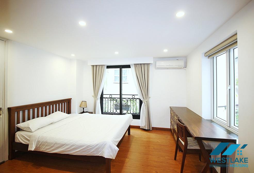 A nice and bright 2 bedroom apartment for rent in Xuan Dieu, Tay Ho