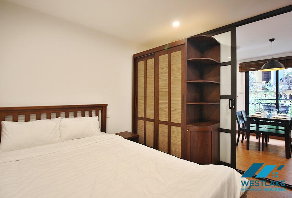 A nice and bright 2 bedroom apartment for rent in Xuan Dieu, Tay Ho