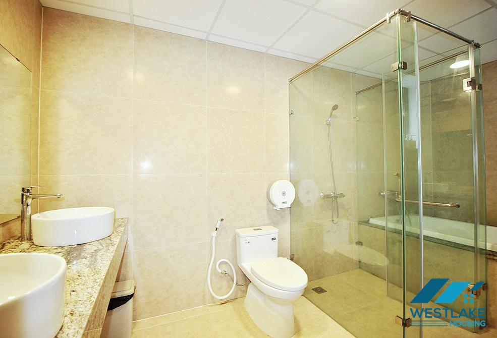 A charming and spacious four bedrooms for rent on Xuan Dieu street, Tay Ho, Ha Noi