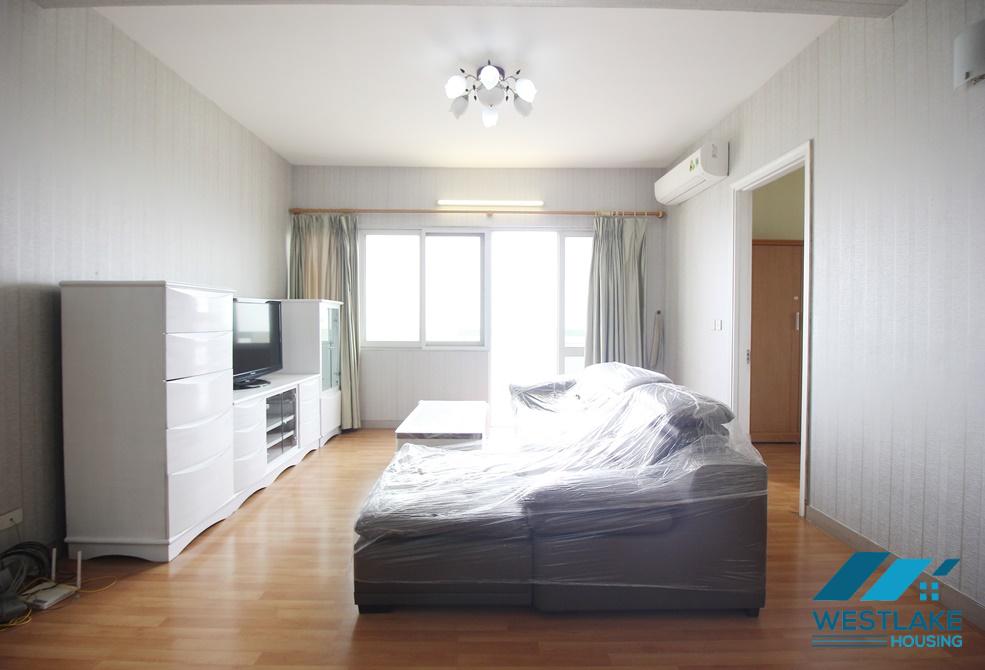 Four bedrooms apartment for rent in Ciputra, Tay Ho ward, Hanoi Four bedrooms apartment for rent in Ciputra, Tay Ho ward, Hanoi