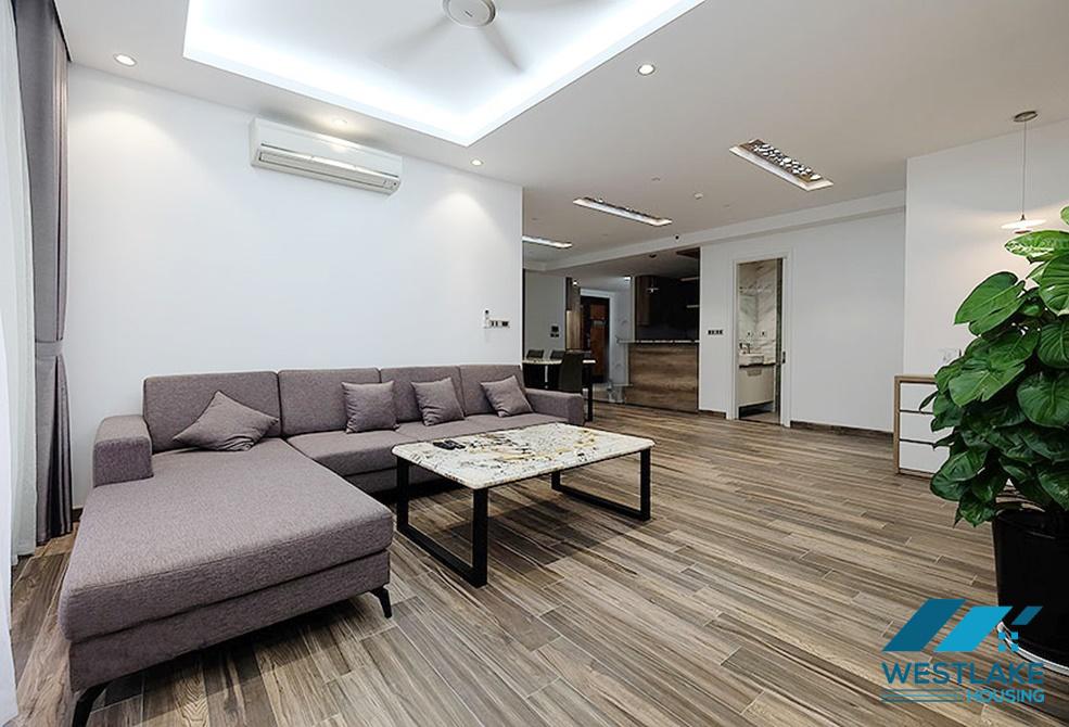Cho thuê căn hộ 3 phòng ngủ mới đẹp tại Ciputra, Tây Hồ, Hà Nội