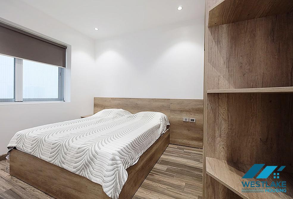 Cho thuê căn hộ 3 phòng ngủ mới đẹp tại Ciputra, Tây Hồ, Hà Nội