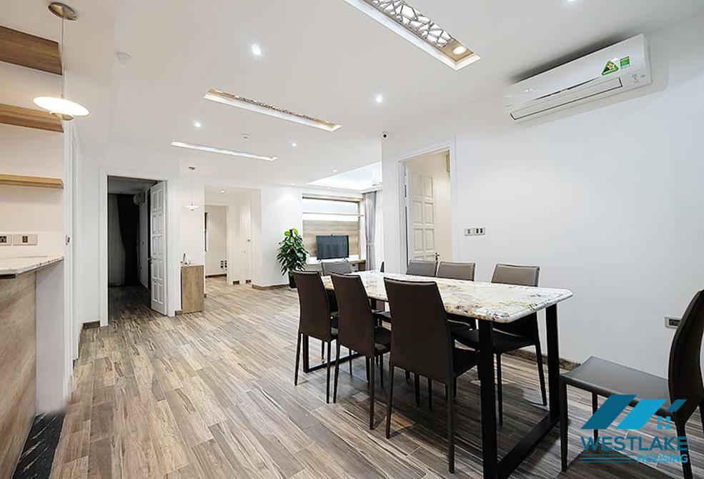 Cho thuê căn hộ 3 phòng ngủ mới đẹp tại Ciputra, Tây Hồ, Hà Nội