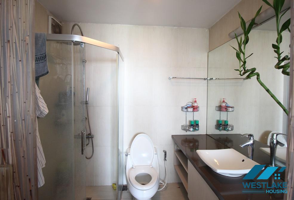 Cho thuê căn hộ hiện đại tầng cao tại tòa E Ciputra