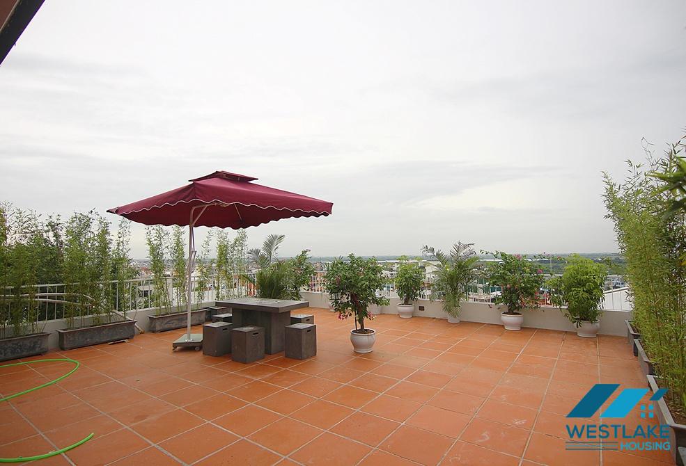 Beautiful apartment on 10th floor with lots of natural light for rent in Tay Ho, Ha Noi