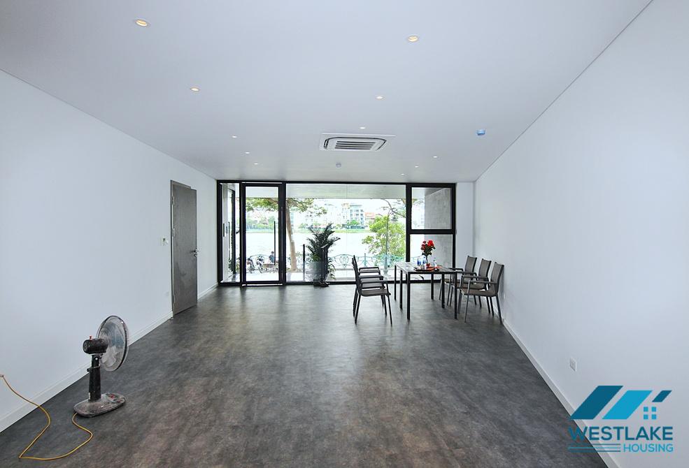 Clean and modern office for rent on Tu Hoa street, Tay Ho, Ha Noi