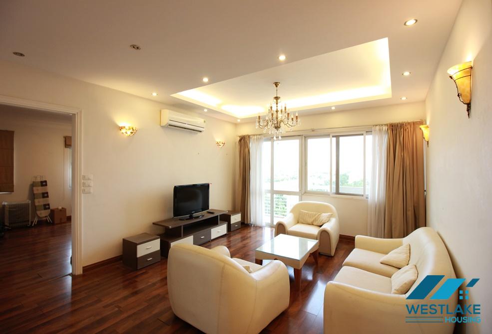 Cho thuê căn hộ 3 phòng ngủ tuyệt đẹp tại tòa E – Ciputra, Hà Nội