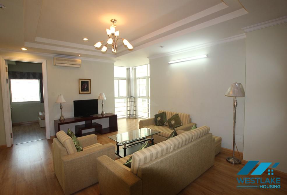 Cho thuê căn hộ 3 phòng ngủ tại tòa E – Ciputra, Hà Nội.