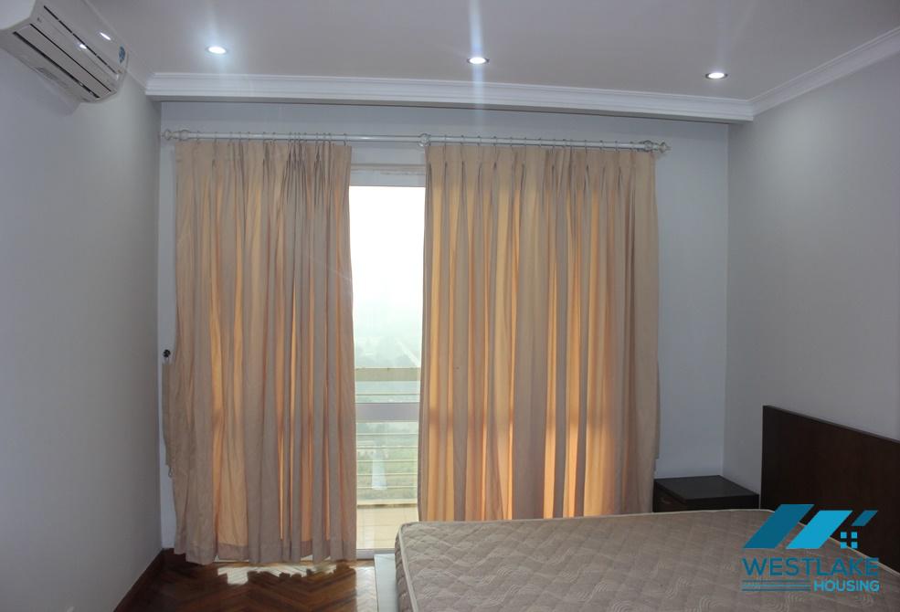 Cho thuê căn hộ 3 phòng ngủ tại tòa E – Ciputra, Tây Hồ, Hà Nội