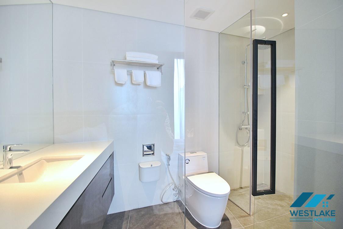 Cho Thuê Căn Hộ 2 Phòng Ngủ Đẹp Hiện Đại, Ban Công Rộng View Hồ Thoáng Mát Tại Từ Hoa, Tây Hồ,Hà Nội