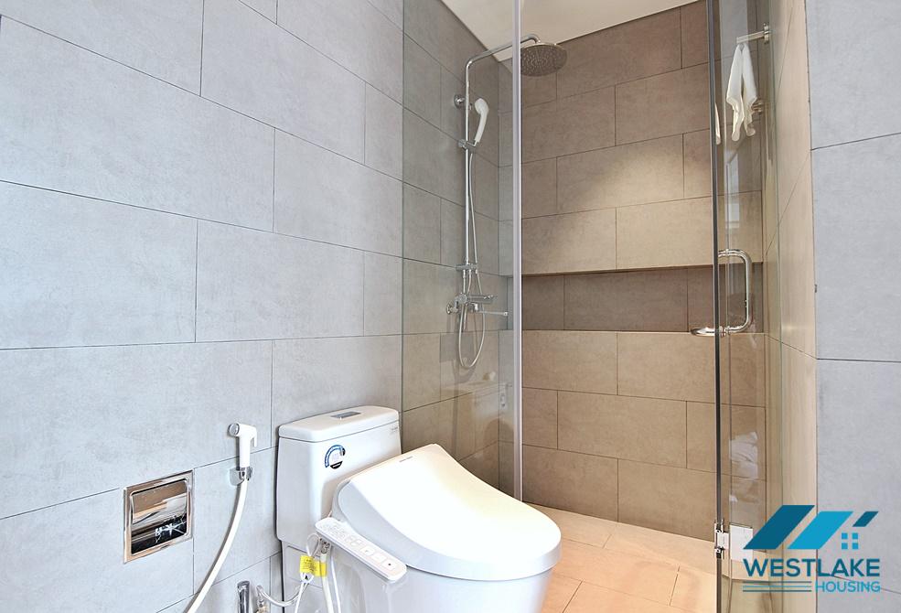 Cho Thuê Căn Hộ 2 Phòng Ngủ Hiện Đại, Ban Công Rộng Thoáng, View Hồ Tại Từ Hoa, Tây Hồ, Hà Nội