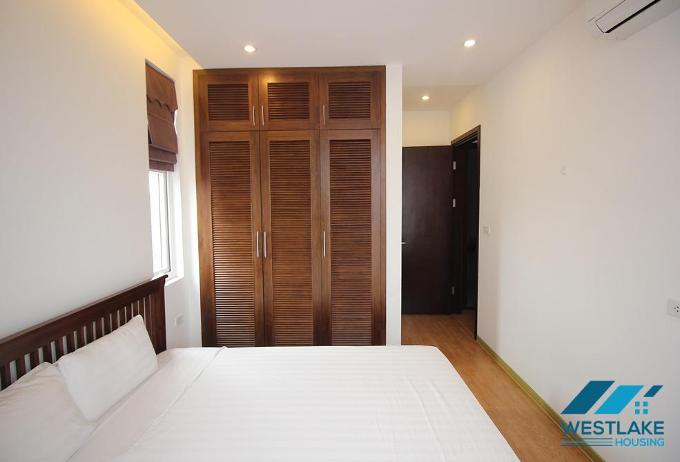 A 2 bedroom apartment with lot of natural light for rent in Xuan Dieu, Tay Ho