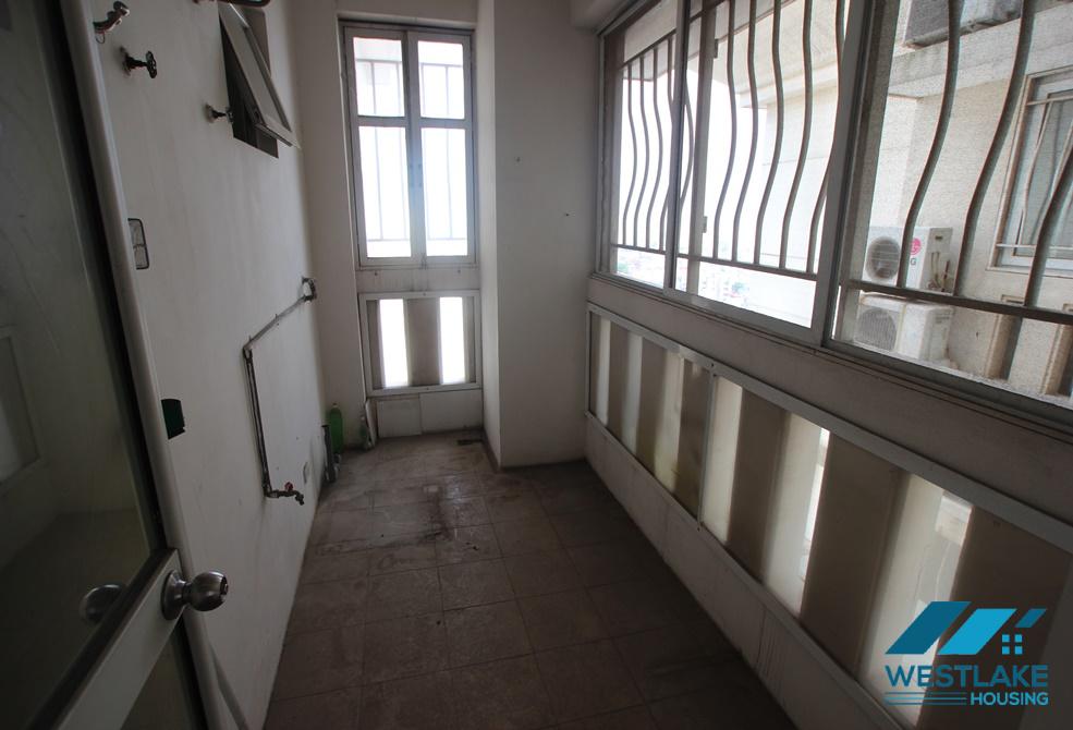 Large size apartment for rent in E Tower, Ciputra, Tay Ho, Ha Noi Large size apartment for rent in E Tower, Ciputra, Tay Ho, Ha Noi