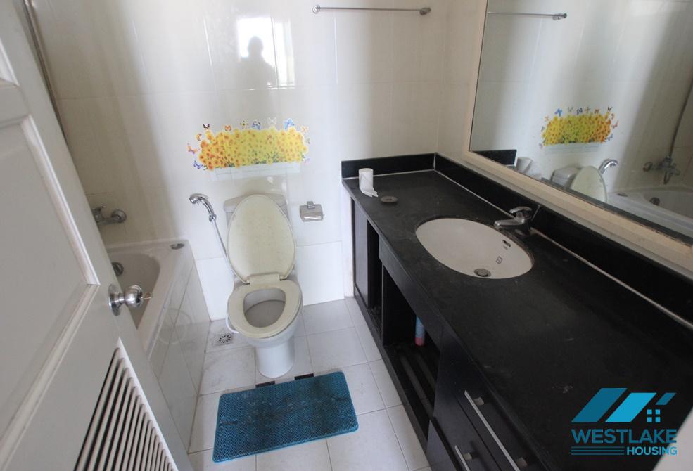 Large size apartment for rent in E Tower, Ciputra, Tay Ho, Ha Noi Large size apartment for rent in E Tower, Ciputra, Tay Ho, Ha Noi