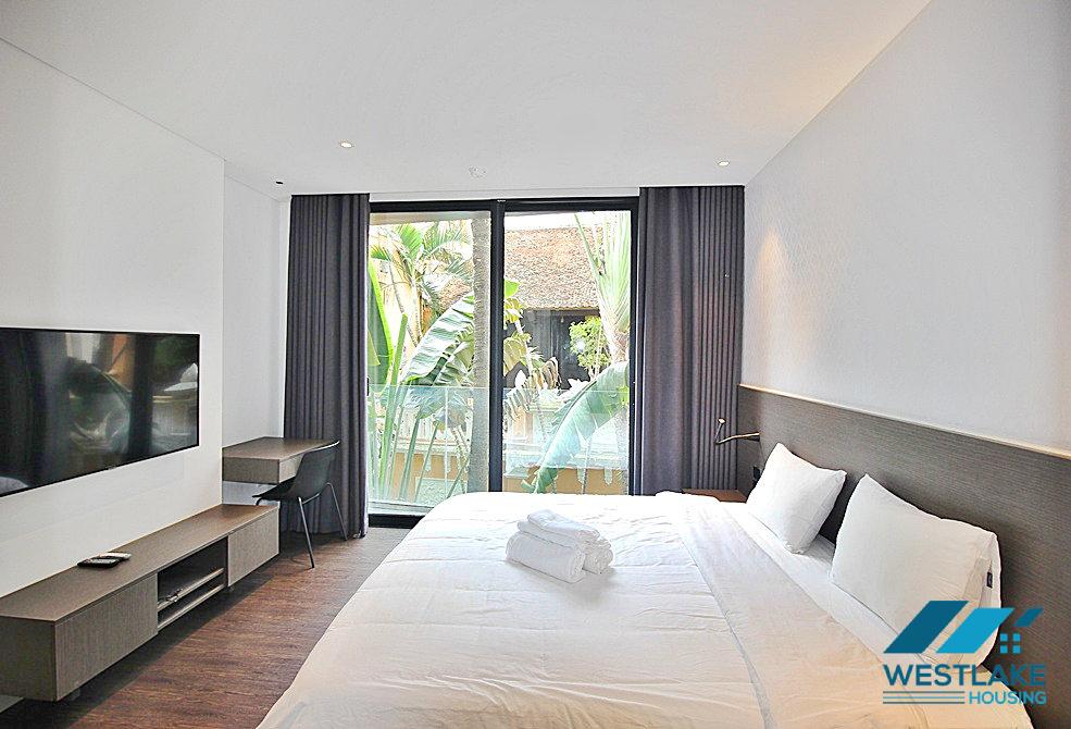 Cho Thuê Căn Hộ 2 Phòng Ngủ Hiện Đại, View Hồ Thoáng Sáng Tại Phố Từ Hoa, Tây Hồ, Hà Nội