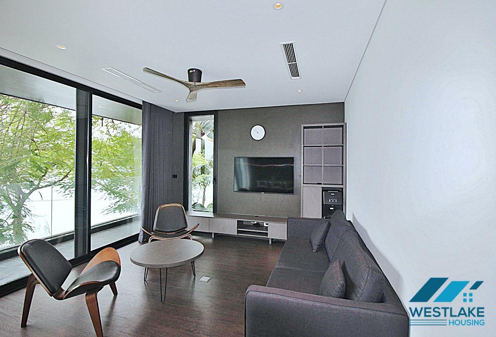 Cho Thuê Căn Hộ 2 Phòng Ngủ Hiện Đại, View Hồ Thoáng Sáng Tại Phố Từ Hoa, Tây Hồ, Hà Nội