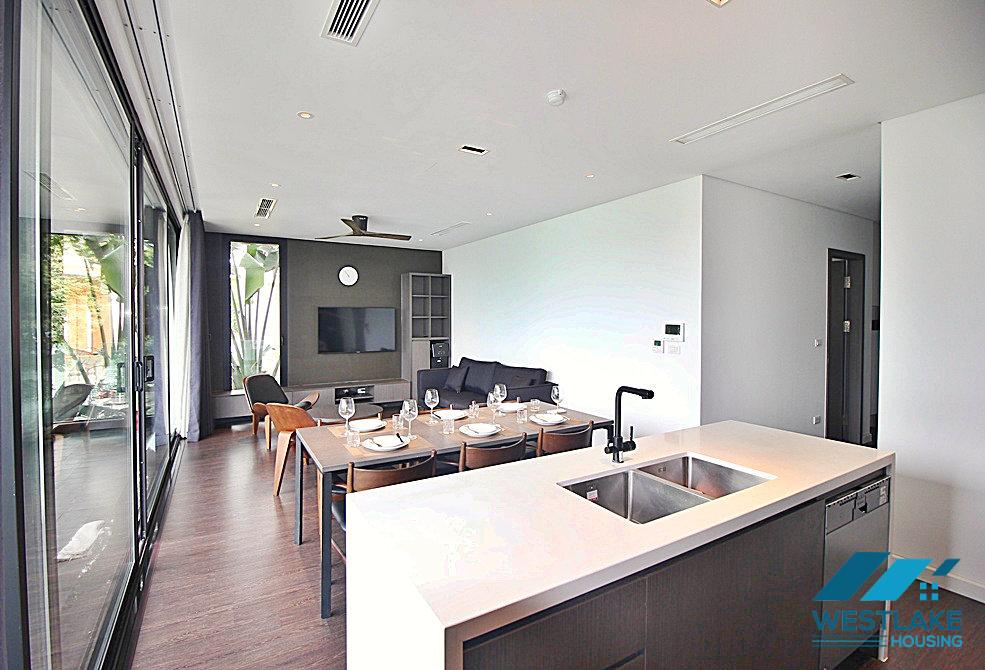 Cho Thuê Căn Hộ 2 Phòng Ngủ Hiện Đại, View Hồ Thoáng Sáng Tại Phố Từ Hoa, Tây Hồ, Hà Nội