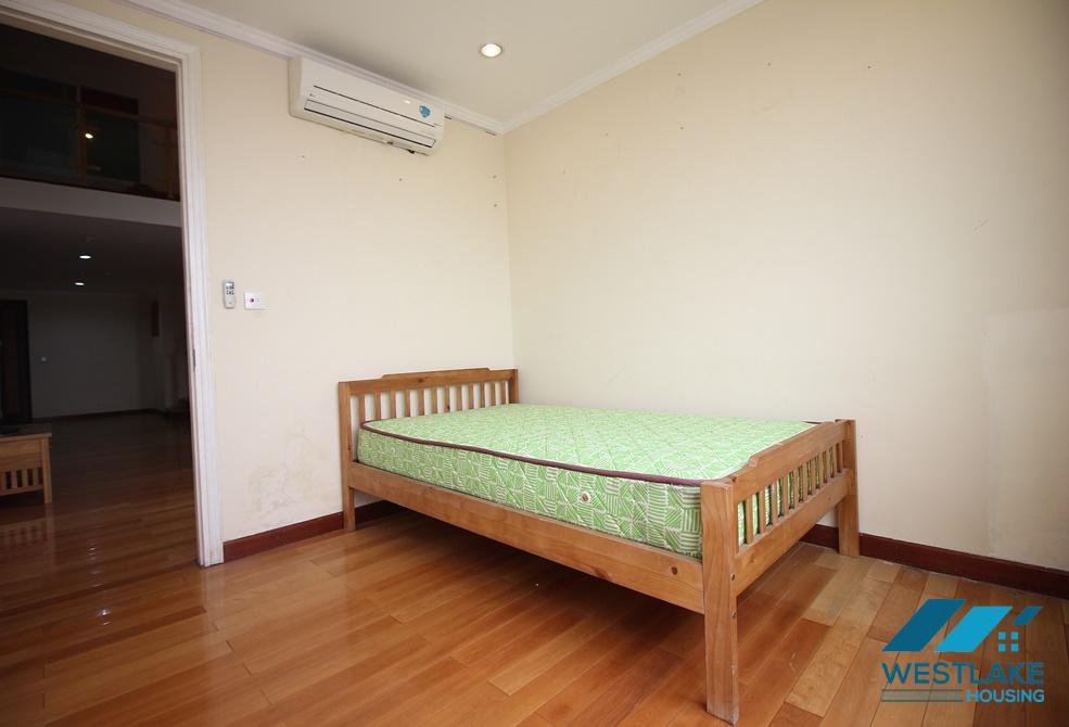 A duplex apartment for rent in E building of Cipputra International Ha Noi City A duplex apartment for rent in E building of Cipputra International Ha Noi City