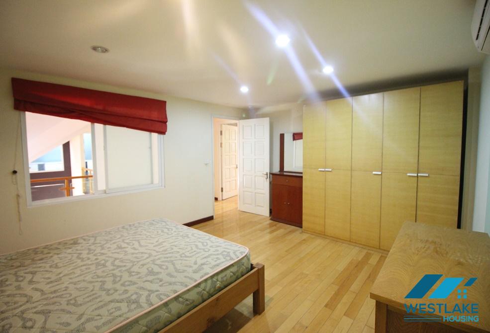 A duplex apartment for rent in E building of Cipputra International Ha Noi City A duplex apartment for rent in E building of Cipputra International Ha Noi City