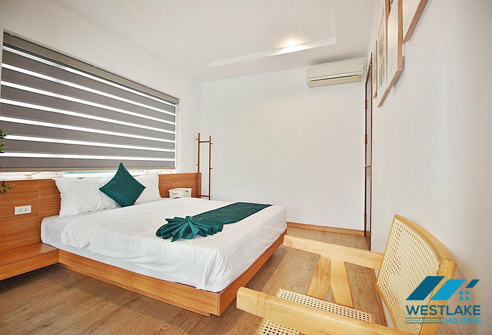 Cho Thuê Căn Hộ 3 Phòng Ngủ Mới Đẹp, Ban Công View Hồ Tại Phố Quảng An, Tây Hồ, Hà Nội