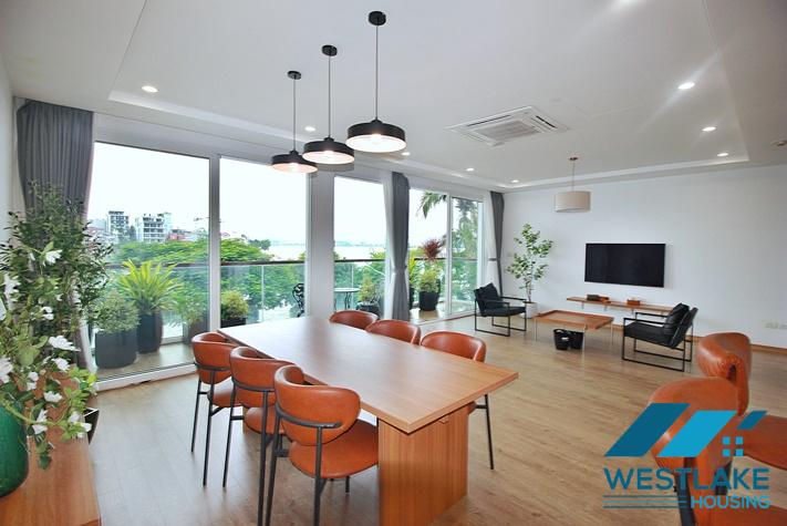 Cho Thuê Căn Hộ 3 Phòng Ngủ Mới Đẹp, Ban Công Rộng Thoáng View Hồ Tại Phố Quảng An, Tây Hồ, Hà Nội
