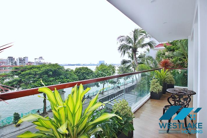 Cho Thuê Căn Hộ 3 Phòng Ngủ Mới Đẹp, Ban Công Rộng Thoáng View Hồ Tại Phố Quảng An, Tây Hồ, Hà Nội