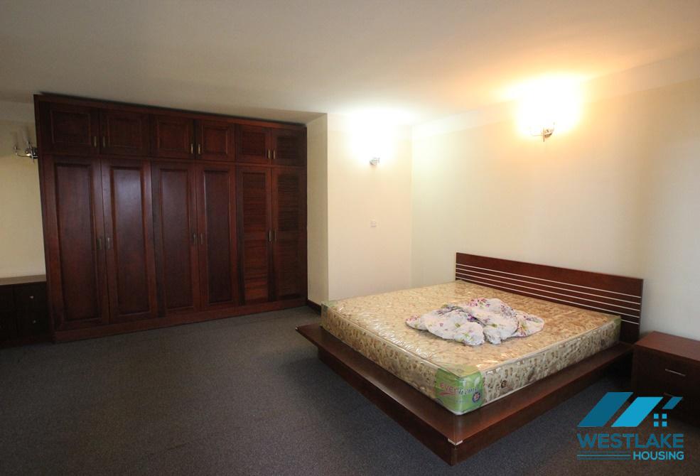 Cho thuê căn hộ Penthouse sang trọng tại tòa E, Ciputra, Tây Hồ, Hà Nội