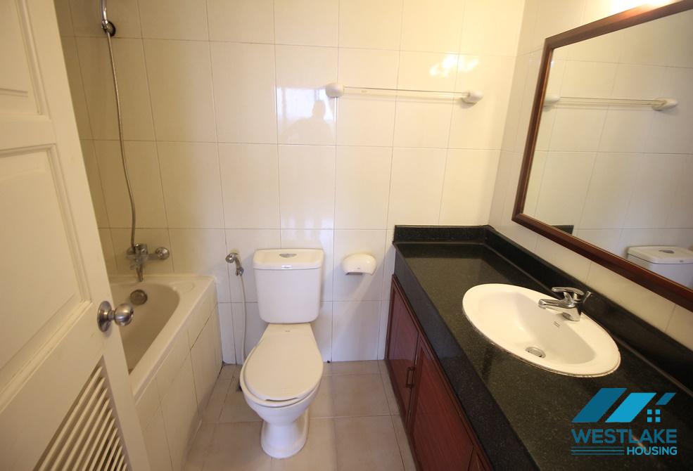 Cho thuê căn hộ hiện đại, xinh xắn tại Ciputra, Tây Hồ