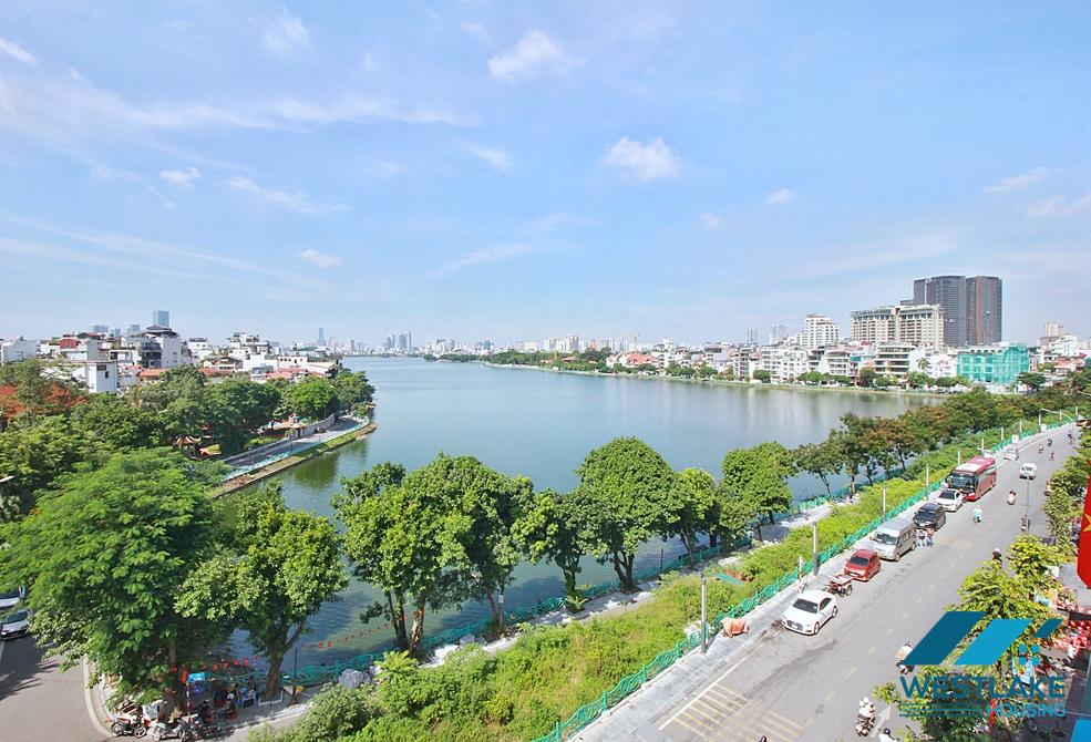 Căn Hộ 2 Phòng Ngủ Hoàn Toàn Mới, Hiện Đại Với Tầm Nhìn Tuyệt Đẹp Ra Hồ Tây Cho Thuê Tại Tây Hồ, Hà Nội