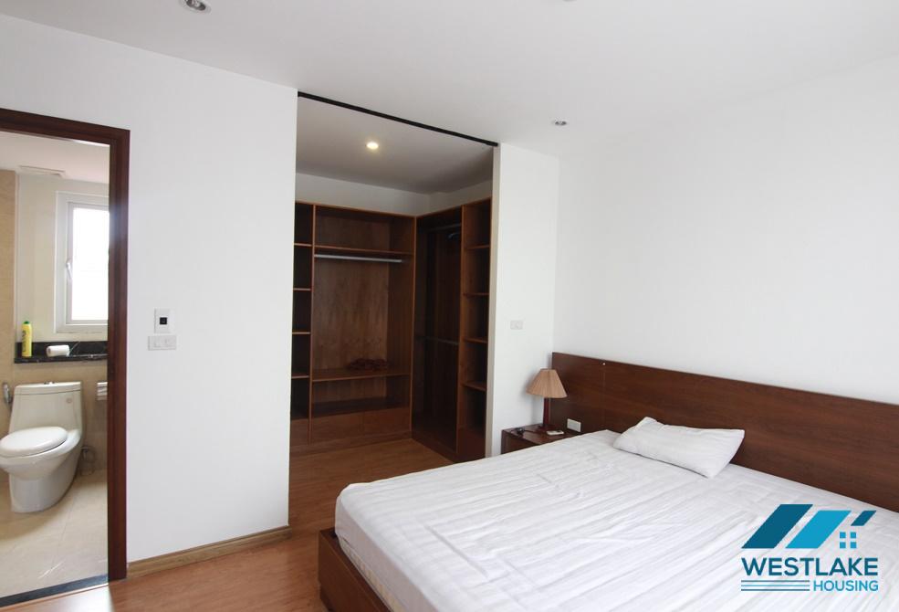 A bright and good valued 3 bedroom apartment for rent in Tay Ho, Ha Noi