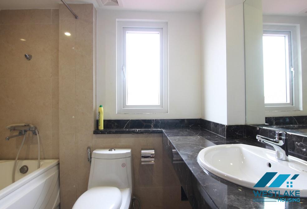 A bright and good valued 3 bedroom apartment for rent in Tay Ho, Ha Noi